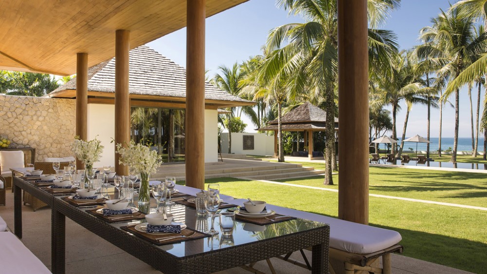 Jivana Beach Villas - Villa Shanti - Cool alfresco dining